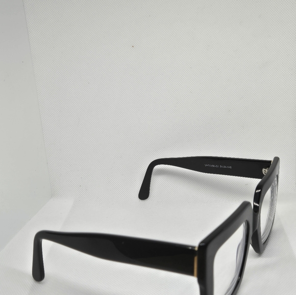 Oversized Black Square Eyeglasses – Pre-Owned - Picture 7 of 8